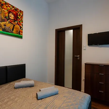 Luna Prestige Suite Cracovia Esterno foto